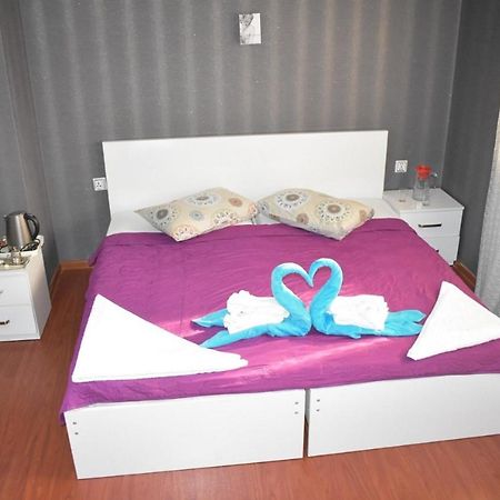 Guest House Amo Batumi Zewnętrze zdjęcie
