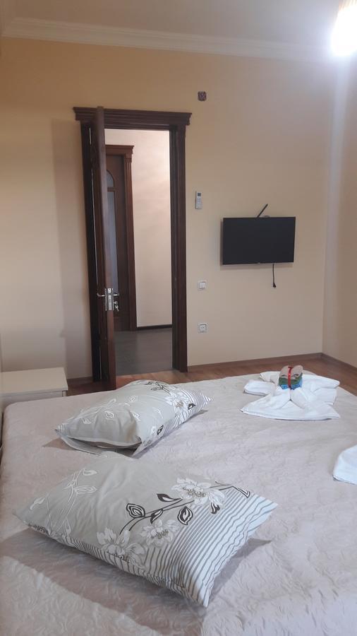 Guest House Amo Batumi Zewnętrze zdjęcie
