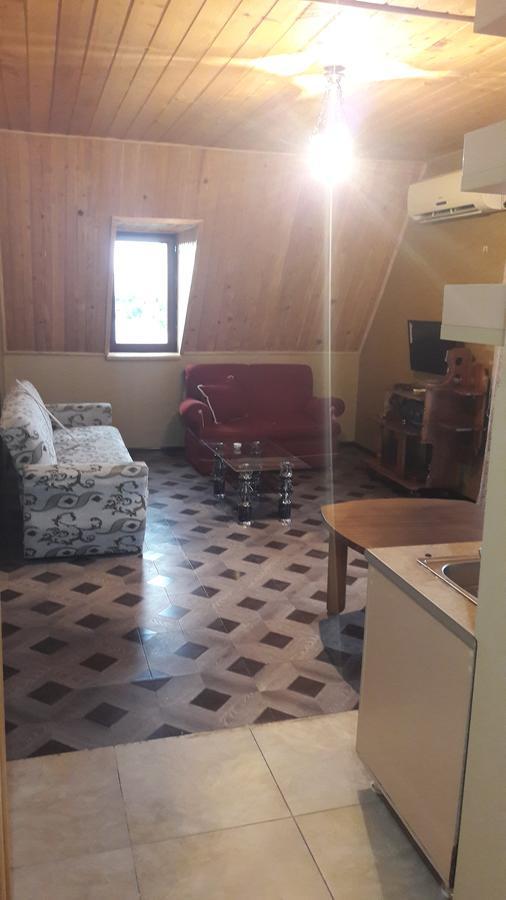 Guest House Amo Batumi Zewnętrze zdjęcie