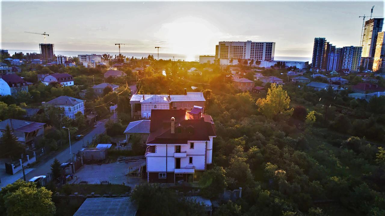 Guest House Amo Batumi Zewnętrze zdjęcie