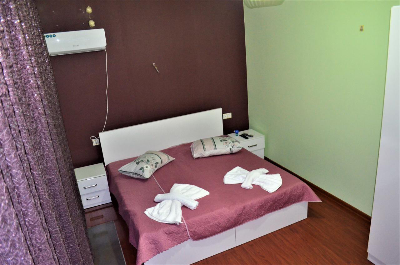 Guest House Amo Batumi Zewnętrze zdjęcie