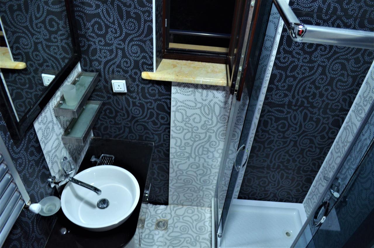 Guest House Amo Batumi Zewnętrze zdjęcie